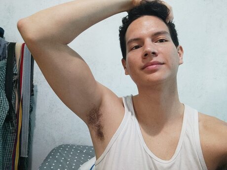 Martin Vinces is on onlyfans