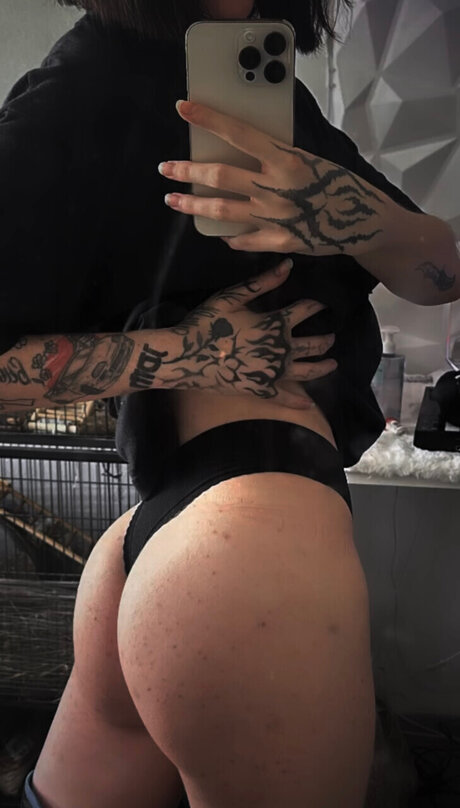 Tattoo woman only fans leaked porn