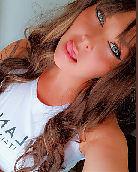 Ashley Snow leaked nudes onlyfans