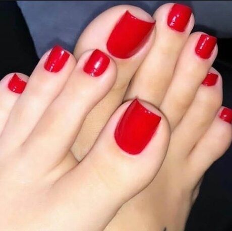 FEET amp amp ISIS BARCELONA MASTURBATION CLUB onlyfans naked leak