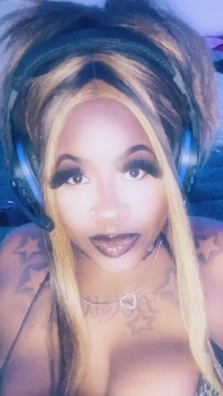 Daddy s Good Girl naked onlyfans leak