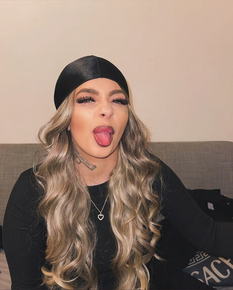 Nelly Candy_ onlyfans leaks