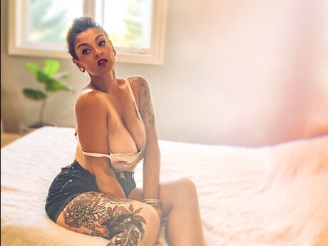 Elle J Bailey onlyfans free content