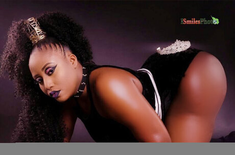 CocoWetX ass onlyfans