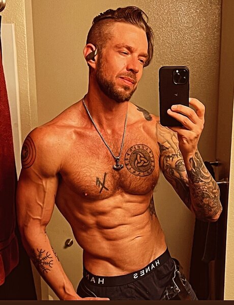 Drew Brady onlyfans leak sex