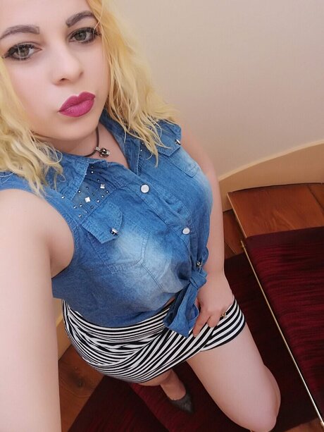 Ynna27 Ynna free onlyfans porn