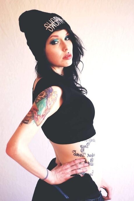 Talknerdytome13 onlyfans model images