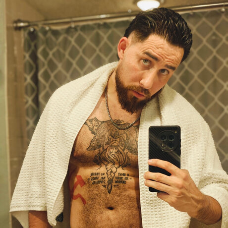 Moro Trece onlyfans leams