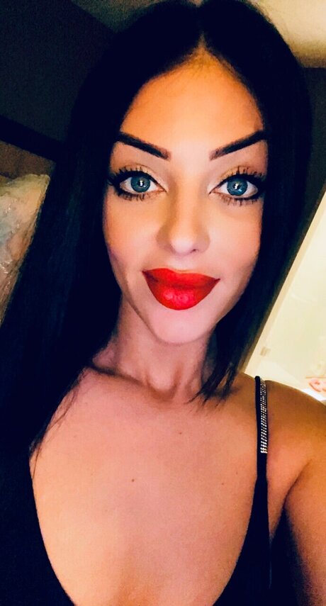 Roxana XXX only fans naked