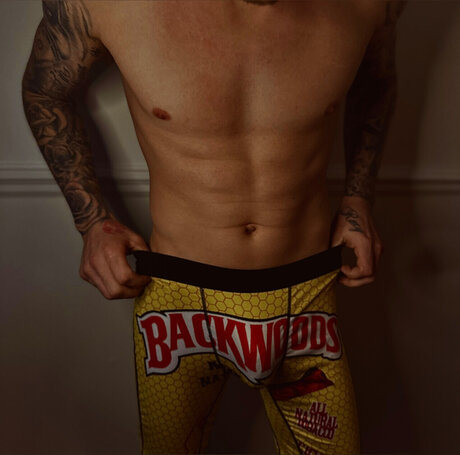 Strap pouchon free onlyfans leaked tits