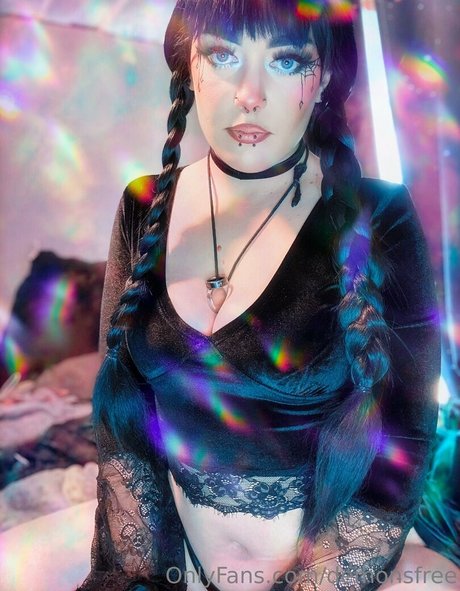 demonsfree naked leaked onlyfans