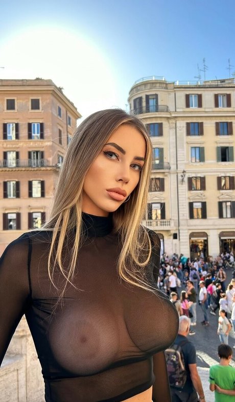 Eva Mentas onlyfans sex leaks