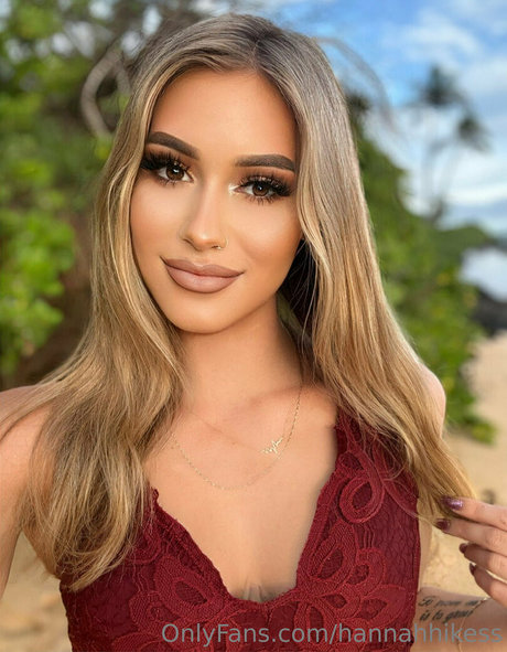 hannahhikess onlyfans topless