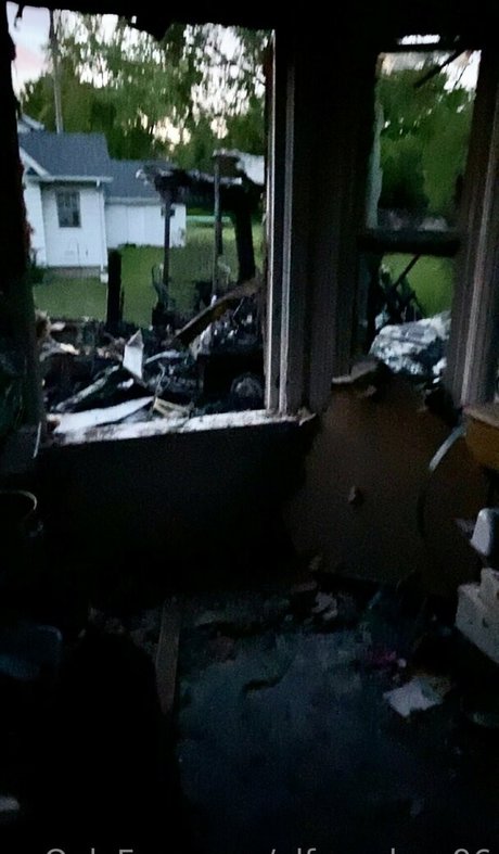 elfcosplays96 onlyfans striptease