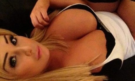 Charlotte Fox onlyfans leak ass