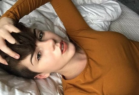 Morgan Eckroth nude on onlyfans