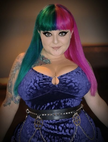 Gothabilly queen naked only fans