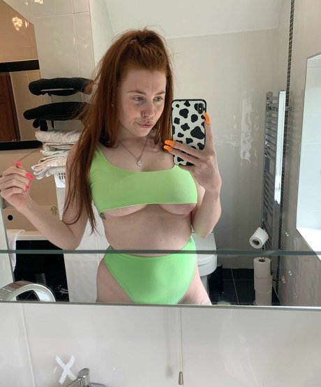 Molly Capper new onlyfans leaks