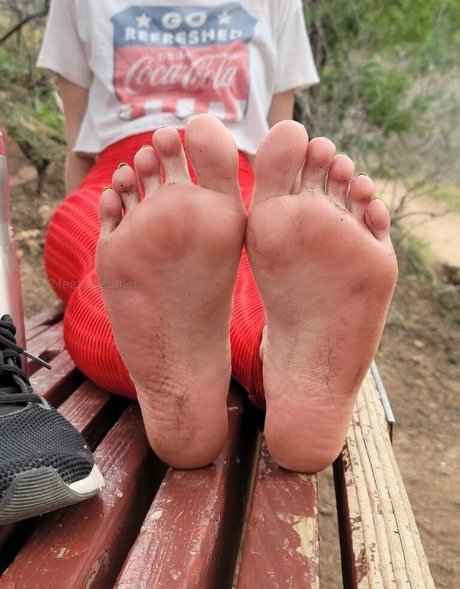 feetofastoner onlyfans naked