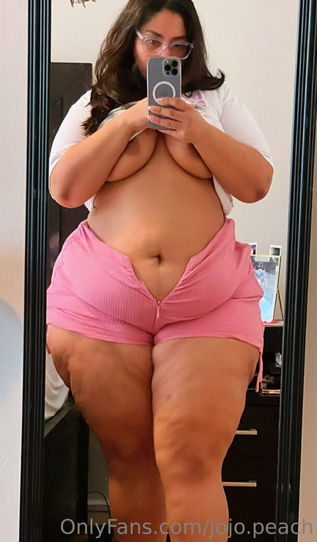 sexylatinapeach is on onlyfans