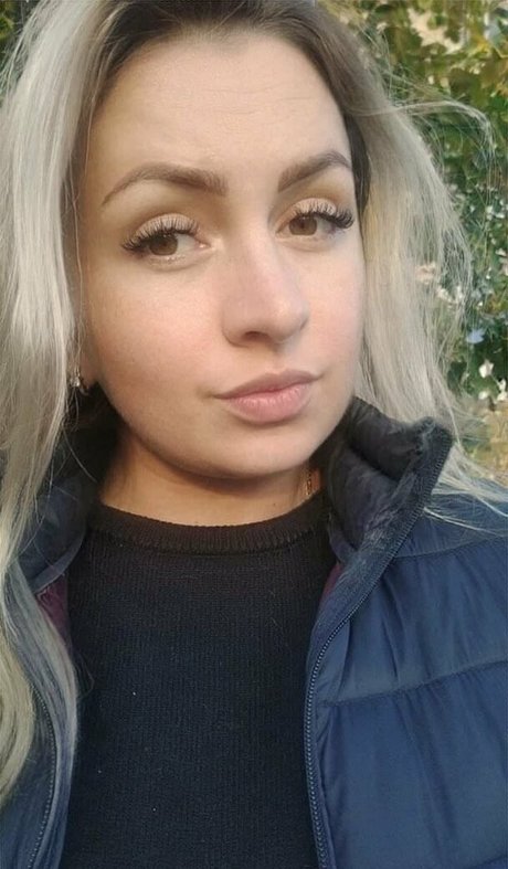 anna bellla only fans leak nude