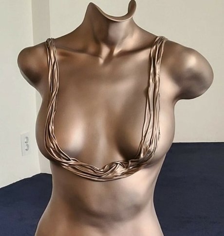 Onestar Xx onlyfans naked pics