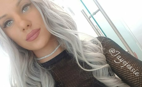 thickbabyzara on onlyfans