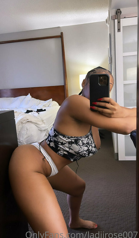 bodyonrose onlyfans sexy