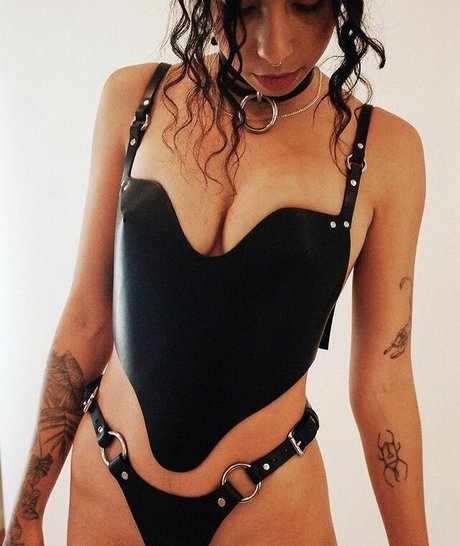 Indigo De Souza onlyfans nudes