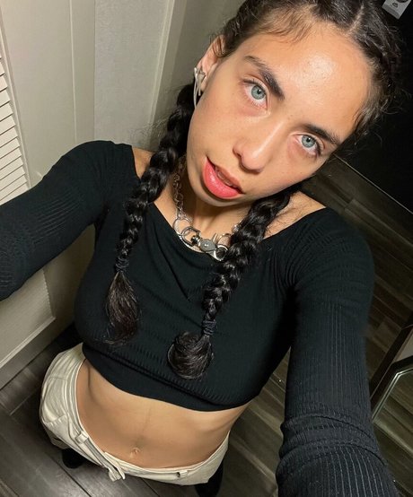 Indigo De Souza onlyfans naked leaked