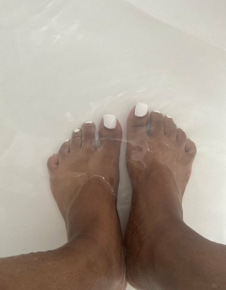 chocolatefeet8 nude leak onlyfans