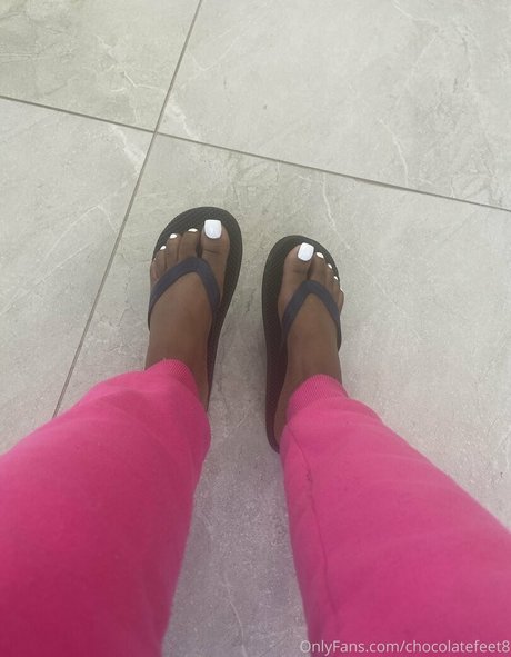 chocolatefeet8 onlyfans leaked pics
