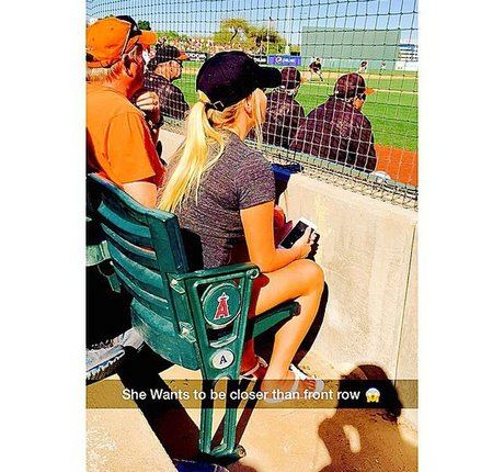 Amber BeIarski onlyfans leaks.