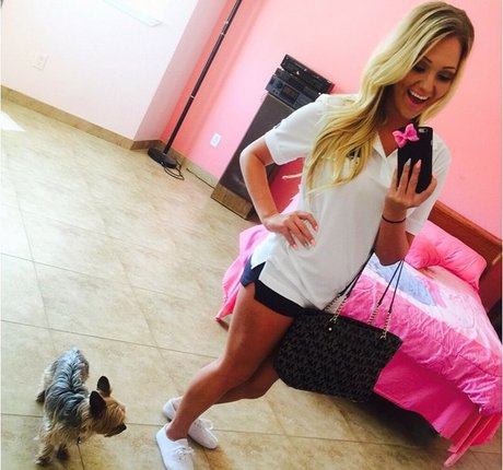 Amber BeIarski onlyfans nudes leak