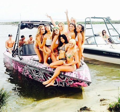 Amber BeIarski onlyfans leaks