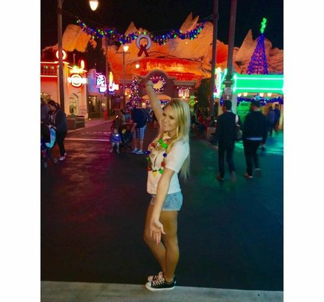 Amber BeIarski onlyfans free