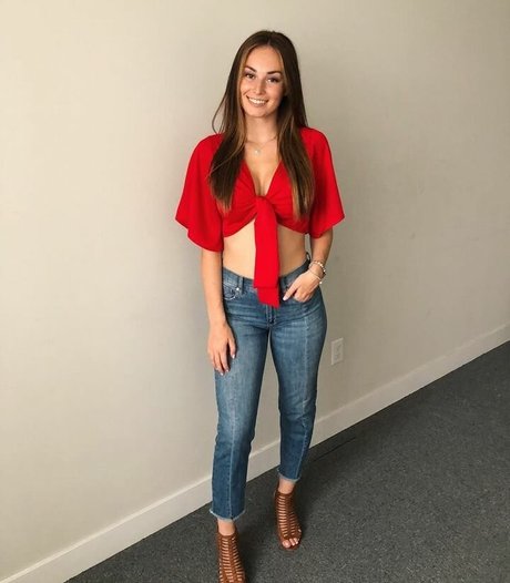 Logan Fabbro naked onlyfans leak