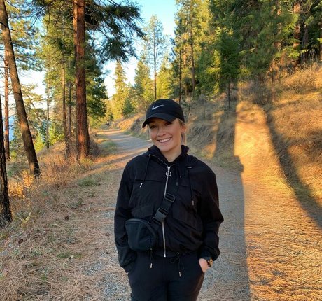 Olivia RumIey en onlyfans