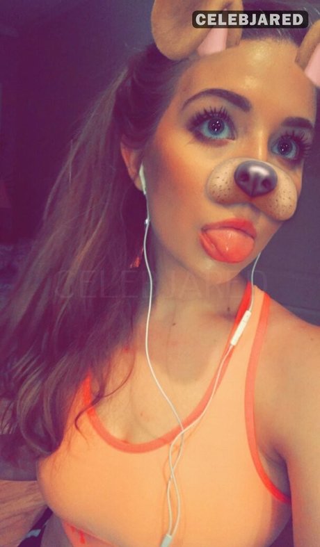 Julianna Leopold onlyfans posts