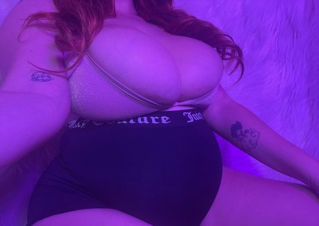 wavychanel naked onlyfans