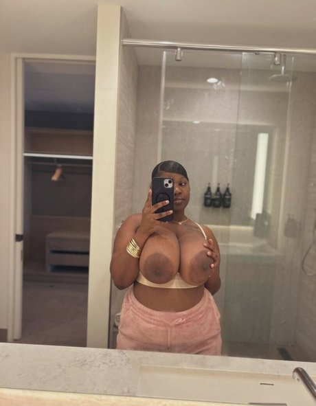 lizziesoexotic leaked onlyfans content