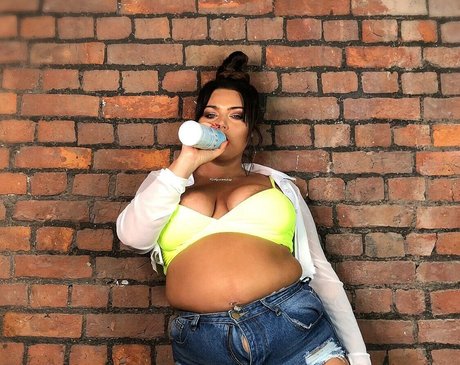 Goddess Shar only fans pics