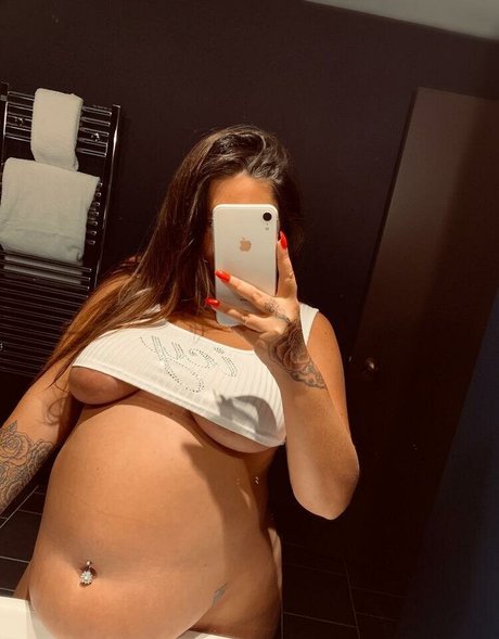 Goddess Shar onlyfans exposed