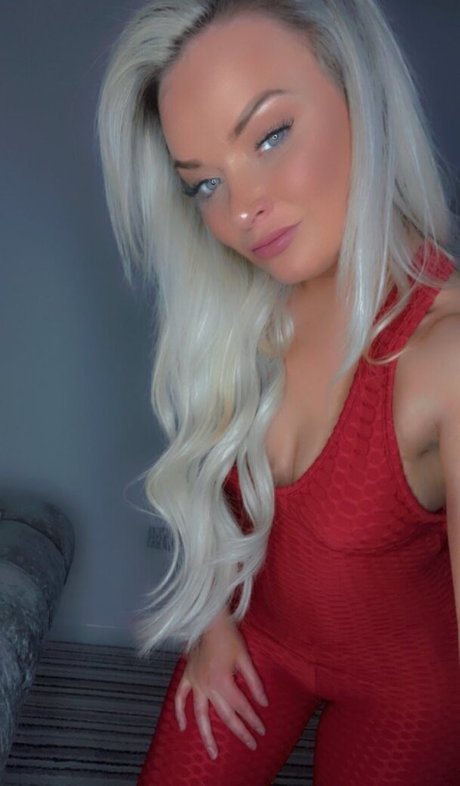 Destiny Eastwest onlyfans leaked photos