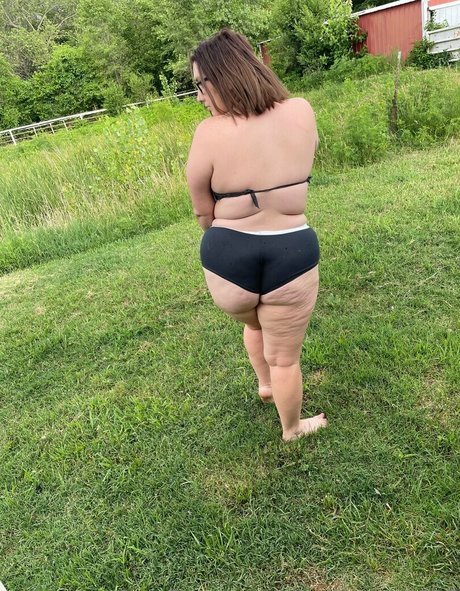 bhadbunny0927 onlyfans model