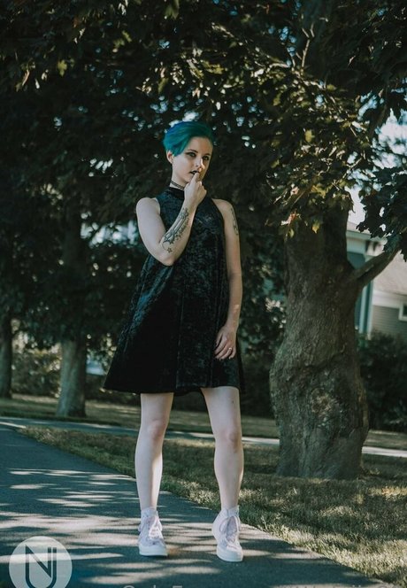 littlelolly89 onlyfans picture