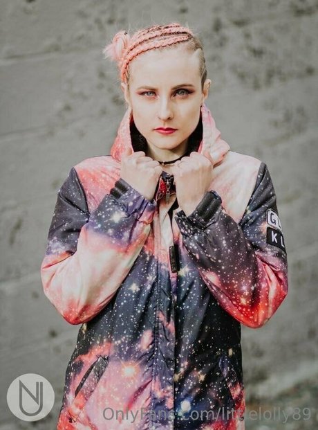 littlelolly89 onlyfans public photos