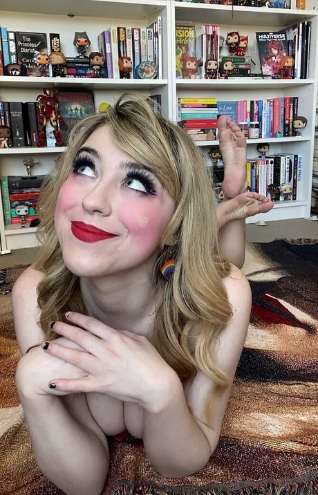 Ashlee Tayla topless onlyfans