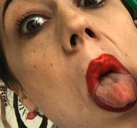 Colleen Ballinger onlyfans leaks porn