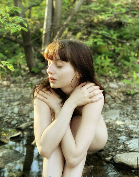 Daria Dabrowska nude onlyfans